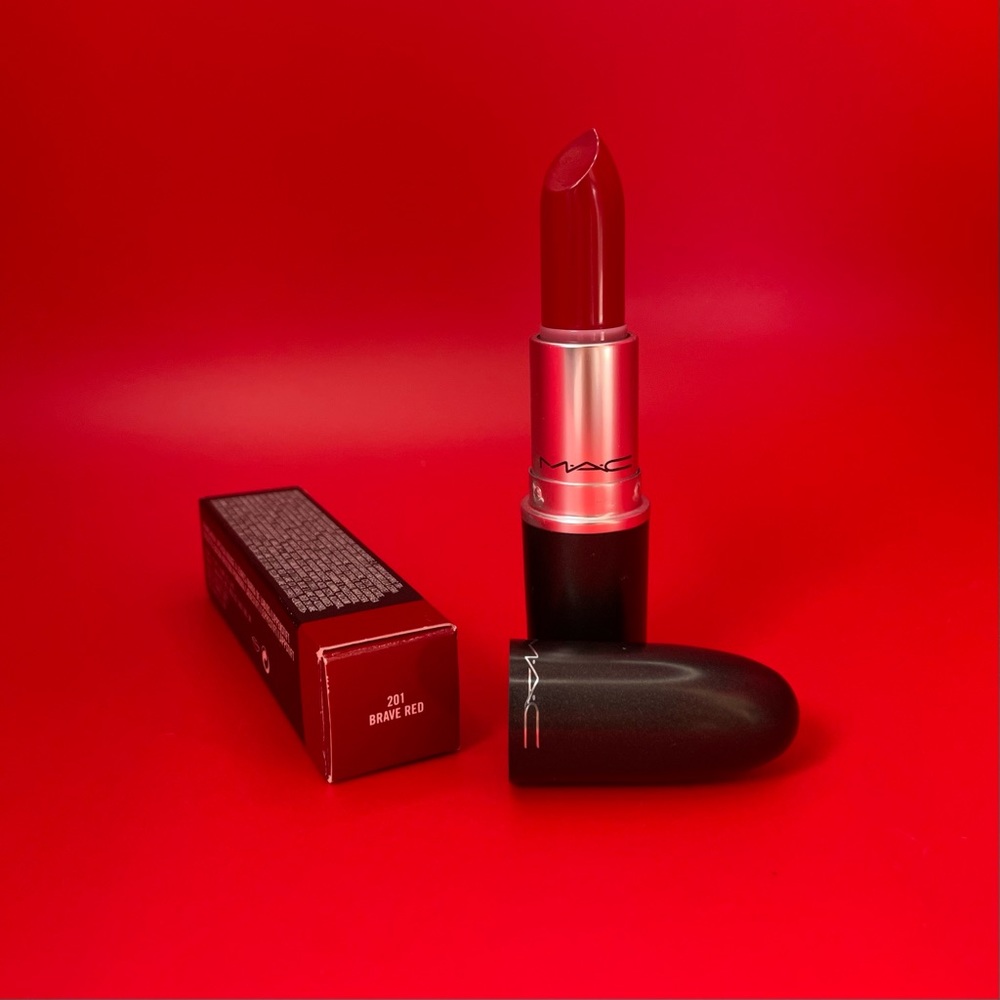 MAC Cosmetics Cremesheen Lipstick - Brave Red [#201]